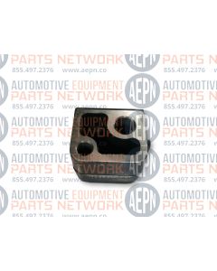 B.L. SHOE Pivot Bracket 8181951
