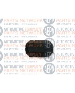 STD LUG NUT (080115) 8308115